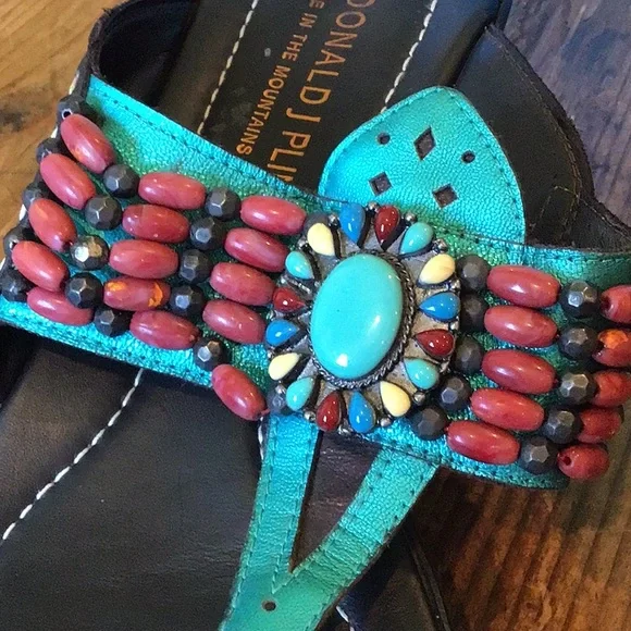 Donald J Pliner Sandals size 8 M - Picture 12 of 15